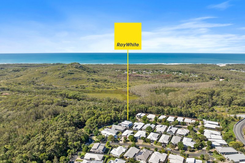 Photo - 1/22 Silver Wattle Grove, Peregian Springs QLD 4573 - Image 18