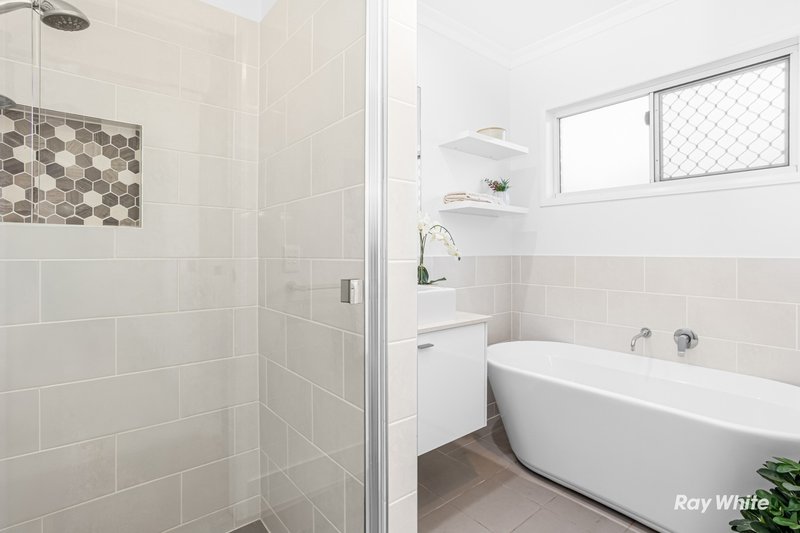 Photo - 122 Stanley Avenue, Barmaryee QLD 4703 - Image 15