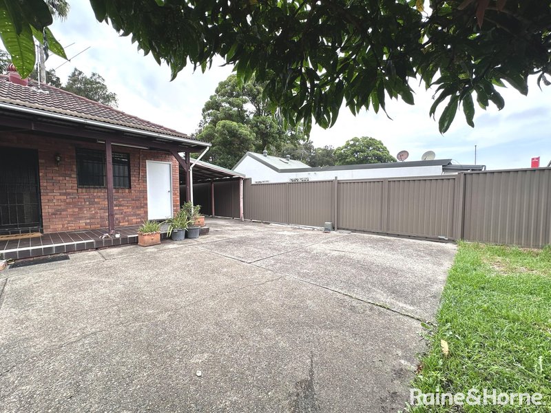 Photo - 122 Sutherland Street, Mascot NSW 2020 - Image 7