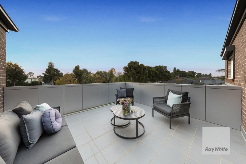 Photo - 122 Taylors Hill Boulevard, Taylors Hill VIC 3037 - Image 13