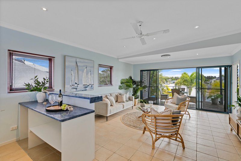 Photo - 122 Tepequar Drive, Maroochydore QLD 4558 - Image 17