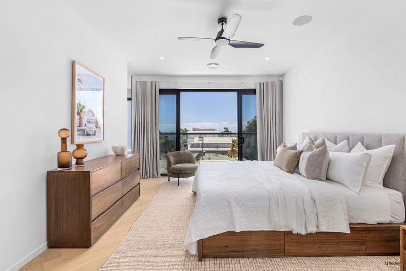 Photo - 1/22 Wagawn Street, Tugun QLD 4224 - Image 9