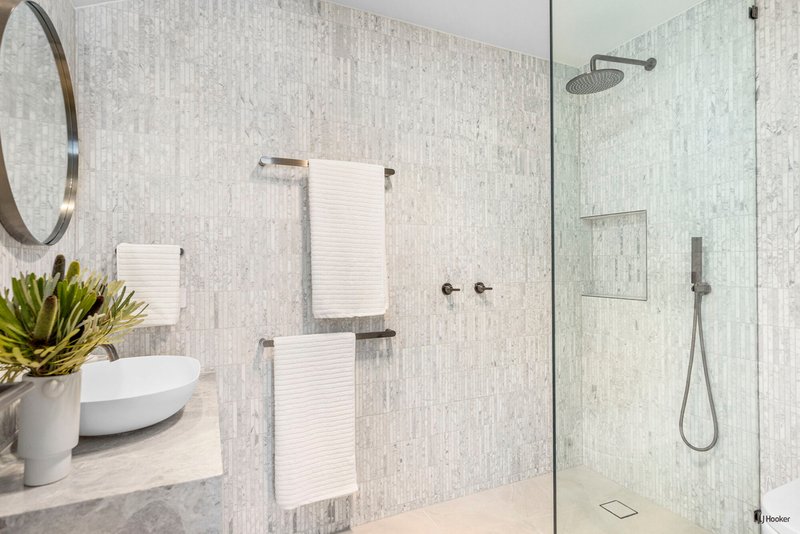 Photo - 1/22 Wagawn Street, Tugun QLD 4224 - Image 24