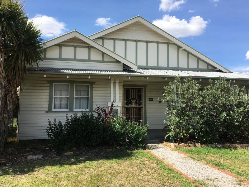 Photo - 122 Warne Street, Wellington NSW 2820 - Image 2