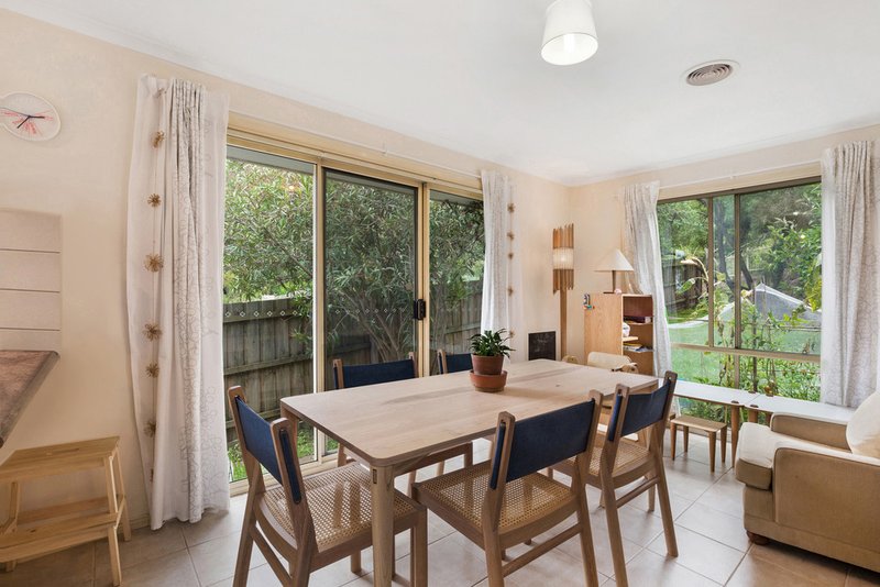 Photo - 1/22 Warrabel Road, Ferntree Gully VIC 3156 - Image 5