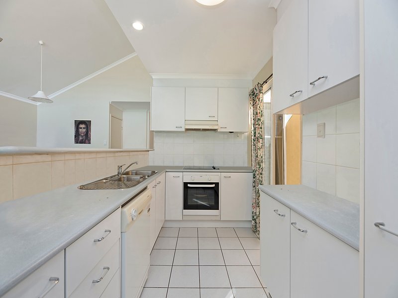 Photo - 12/2 William Street, Buderim QLD 4556 - Image 4