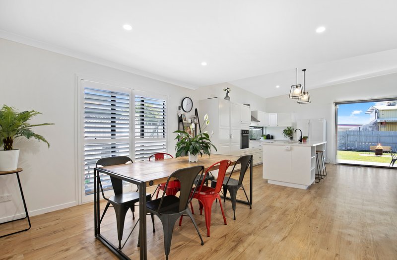 Photo - 122 Wrigley Street, Maroochydore QLD 4558 - Image 7