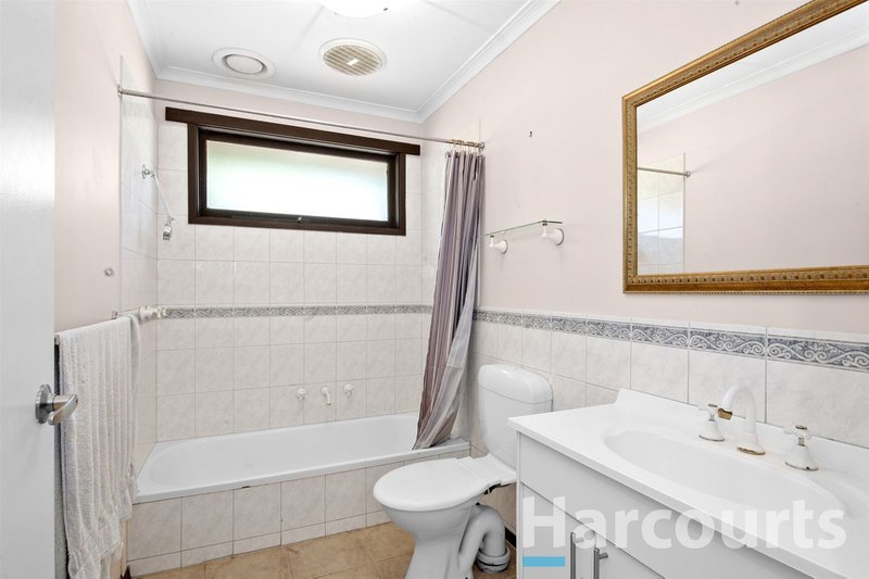 Photo - 122 Yarana Drive, Mount Helen VIC 3350 - Image 11