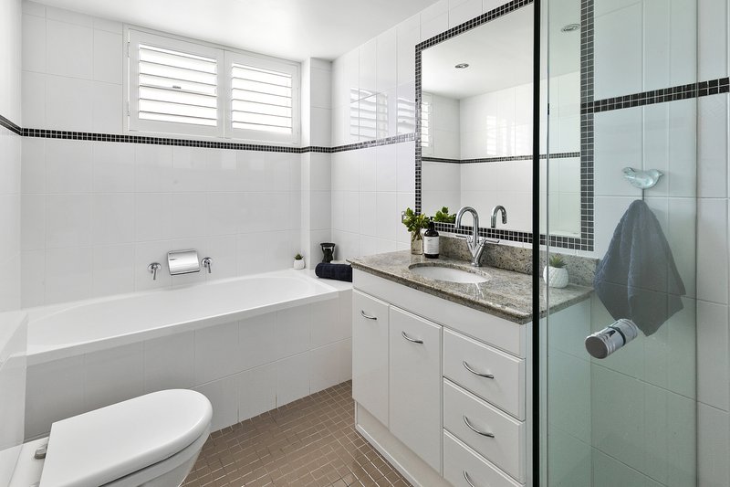 Photo - 12/20-22 Birkley Road, Manly NSW 2095 - Image 10