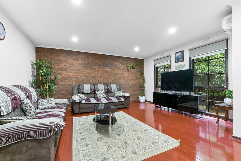 Photo - 1/220-222 Warrigal Road, Oakleigh South VIC 3167 - Image 2