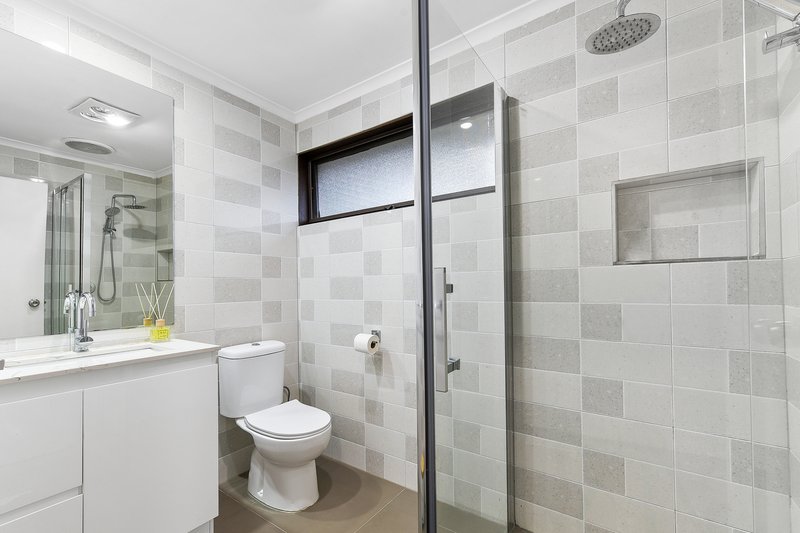 Photo - 1/220-222 Warrigal Road, Oakleigh South VIC 3167 - Image 7