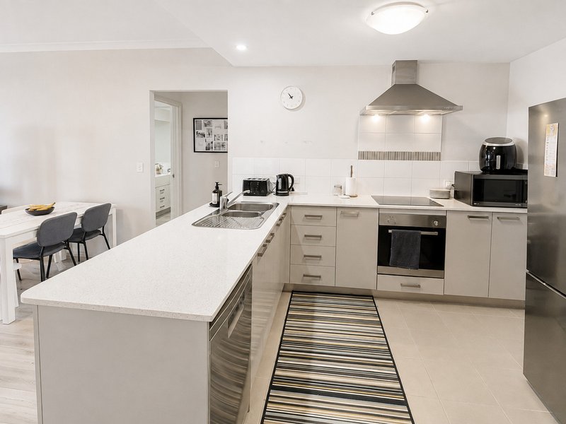 Photo - 12/20 The Crescent, Midland WA 6056 - Image 2