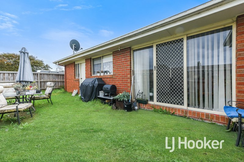 Photo - 12/21 Merrijig Avenue, Cranbourne VIC 3977 - Image 12