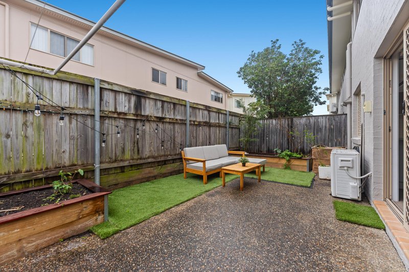 Photo - 122/172-180 Fryar Road, Eagleby QLD 4207 - Image 14
