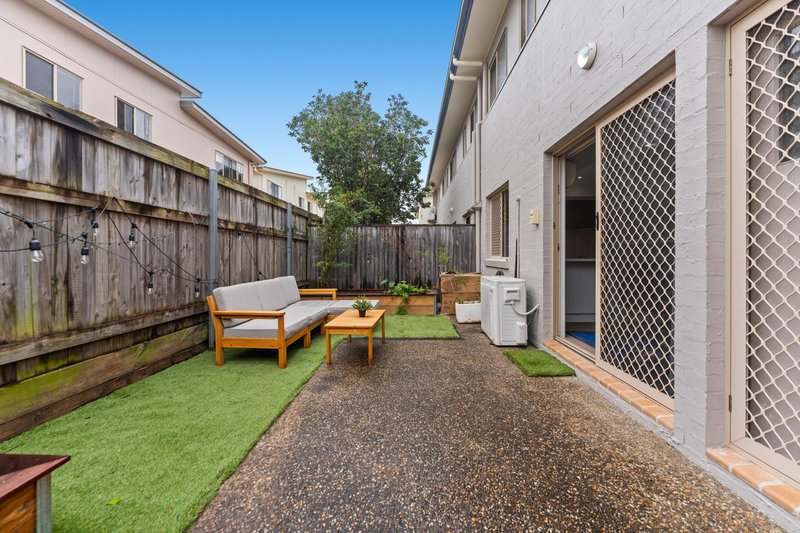 Photo - 122/172-180 Fryar Road, Eagleby QLD 4207 - Image 15