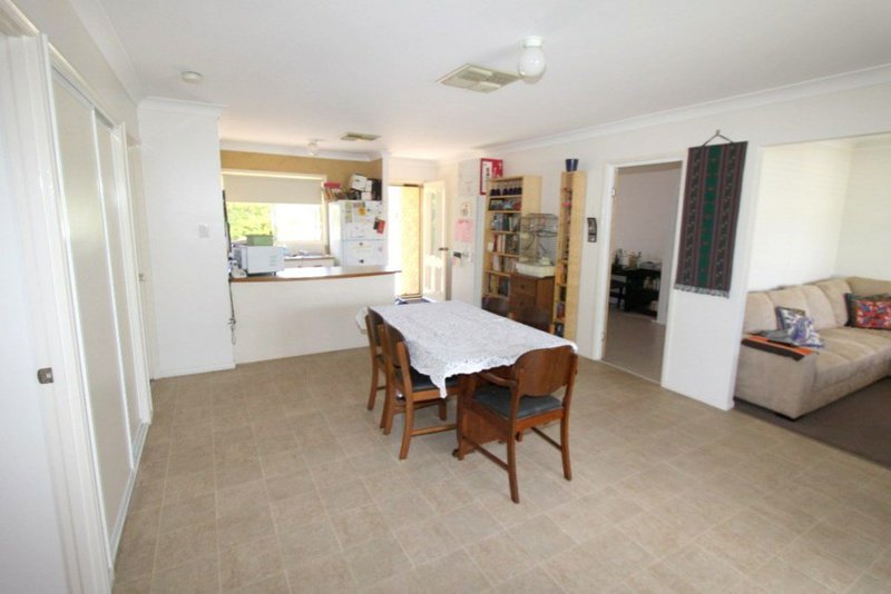 Photo - 1/222 Borilla Street, Emerald QLD 4720 - Image 5