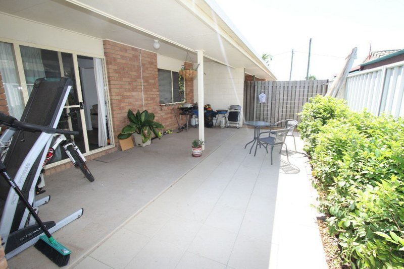 Photo - 1/222 Borilla Street, Emerald QLD 4720 - Image 11