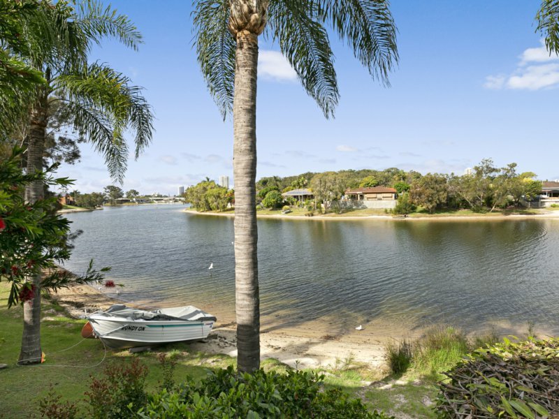 12/22 Dunlin Drive, Burleigh Waters QLD 4220