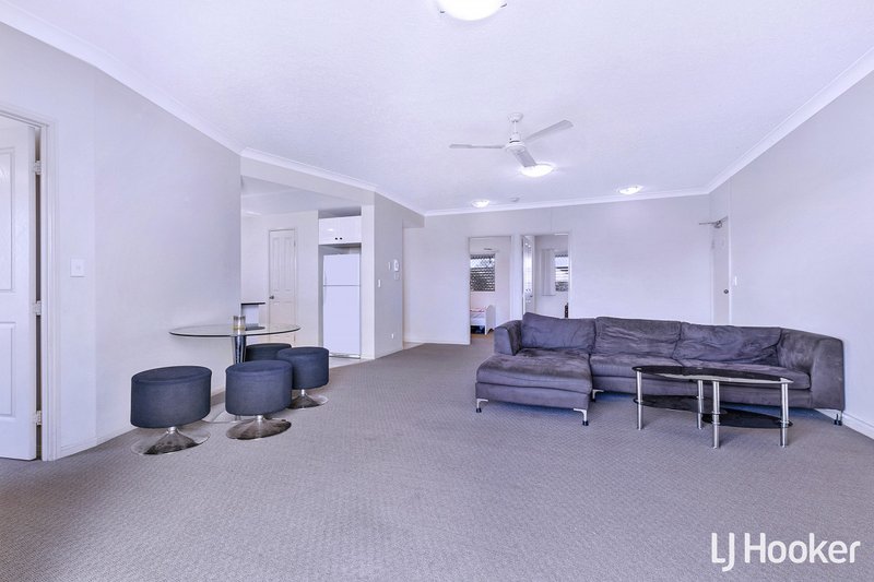 Photo - 12/22 Robert Street, Clontarf QLD 4019 - Image 4