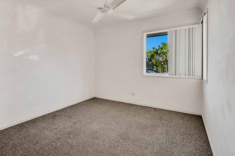 Photo - 122/215 Cottesloe Drive, Mermaid Waters QLD 4218 - Image 9