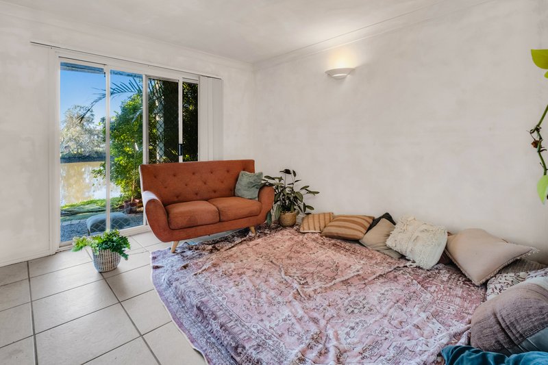 Photo - 122/215 Cottesloe Drive, Mermaid Waters QLD 4218 - Image 12