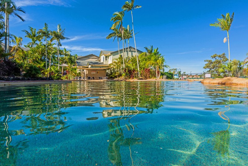 Photo - 122/215 Cottesloe Drive, Mermaid Waters QLD 4218 - Image 18