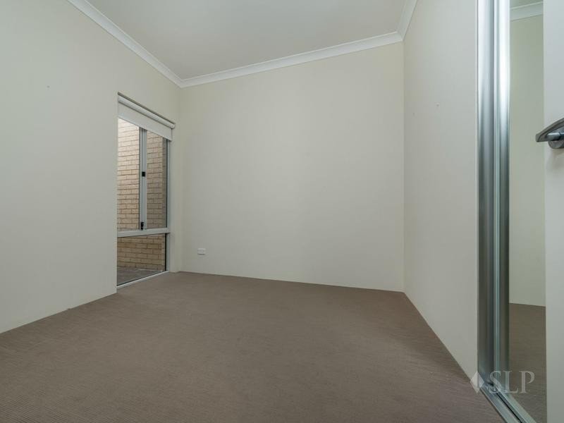 Photo - 1/223 Camborne Parkway, Butler WA 6036 - Image 8