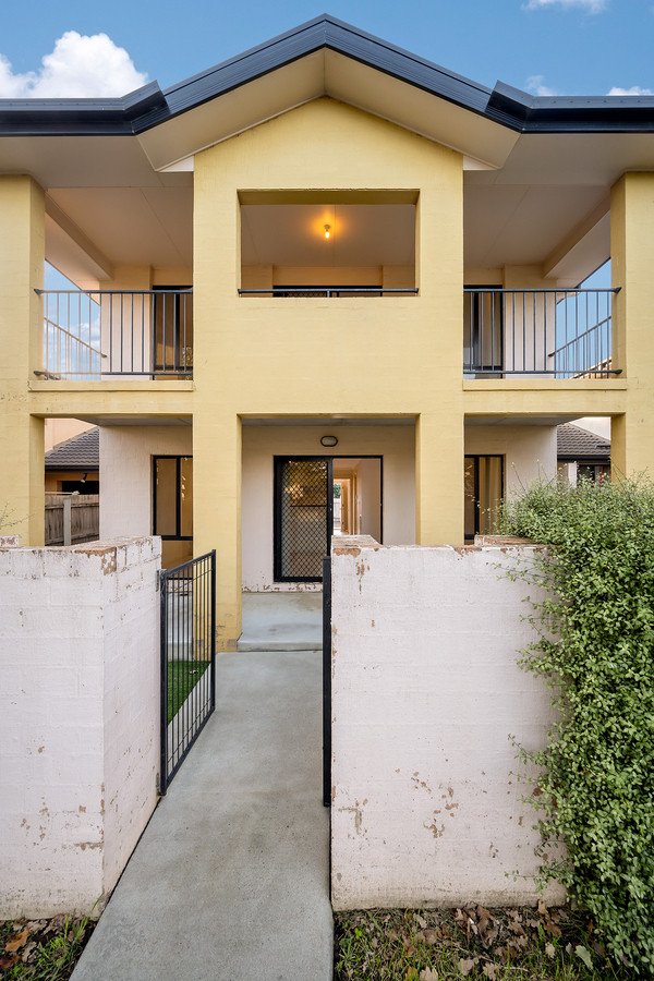 Photo - 12/23 Carstairs Circuit, Amaroo ACT 2914 - Image 2