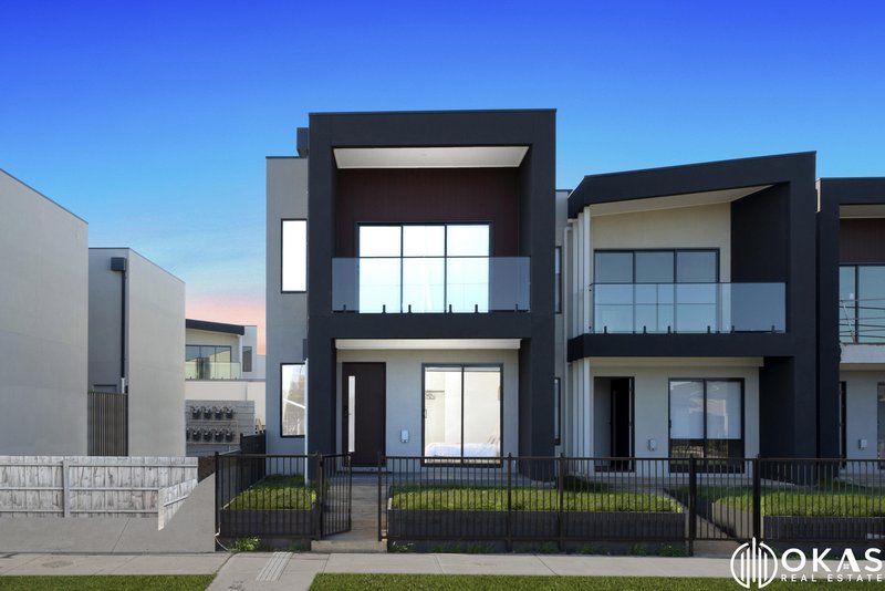 Photo - 12/23 Skypac Drive, Truganina VIC 3029 - Image 1