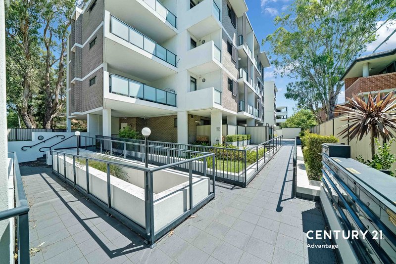 Photo - 12/232 Targo Road, Toongabbie NSW 2146 - Image 6