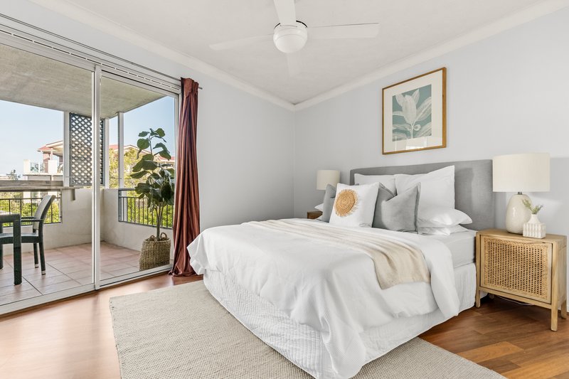 Photo - 12/239 Shafston Avenue, Kangaroo Point QLD 4169 - Image 6