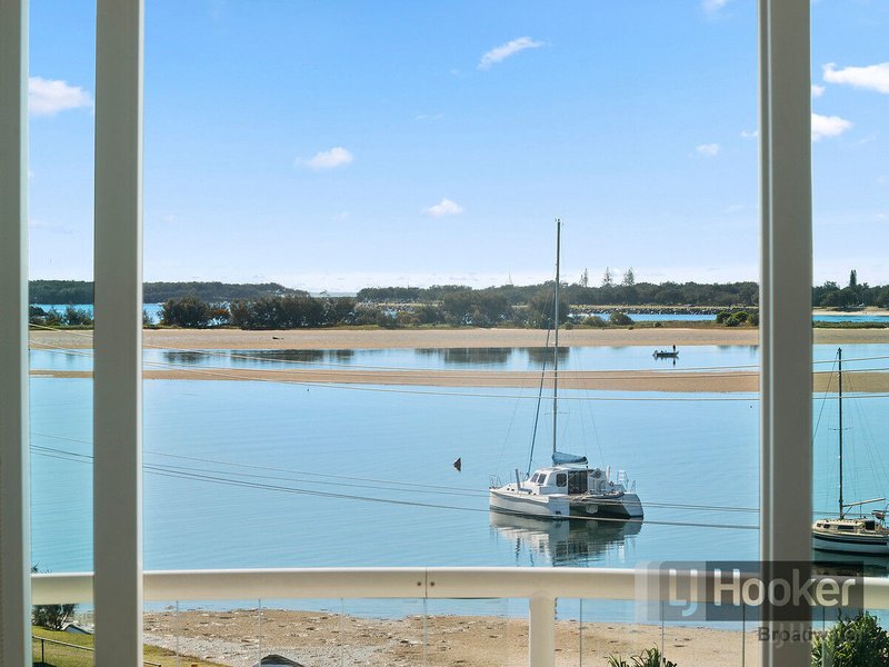 Photo - 12/242-244 Marine Parade, Labrador QLD 4215 - Image 20