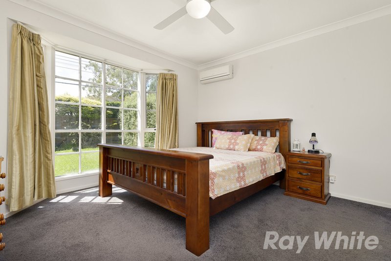 Photo - 1/225 Gallaghers Road, Glen Waverley VIC 3150 - Image 5