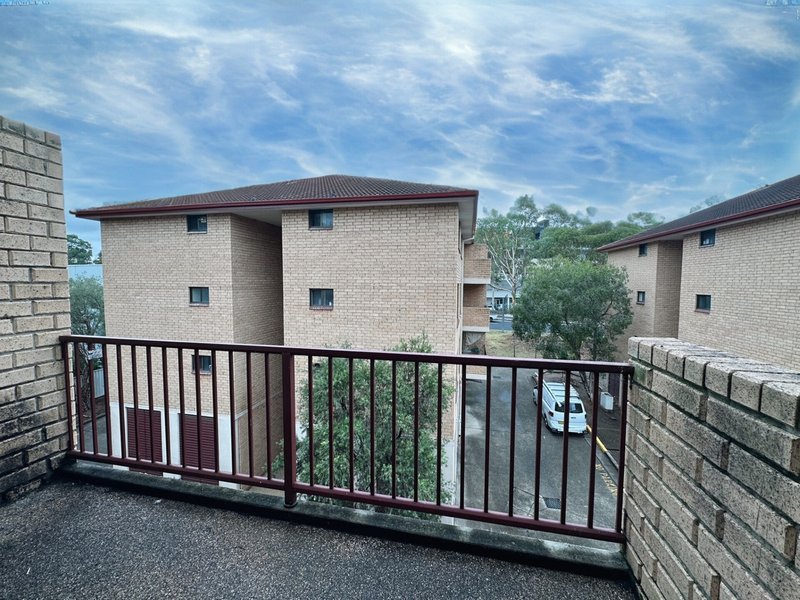 Photo - 12/25 Mantaka Street, Blacktown NSW 2148 - Image 6