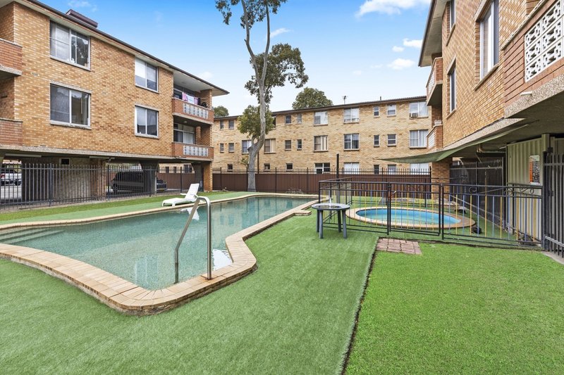 Photo - 12/25 St Ann St , Merrylands NSW 2160 - Image 5