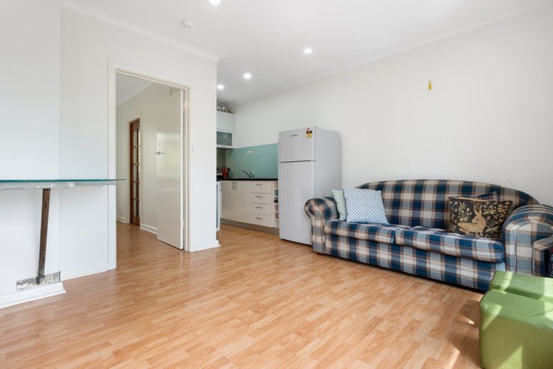 Photo - 12/25 The Avenue, Malvern East VIC 3145 - Image 5