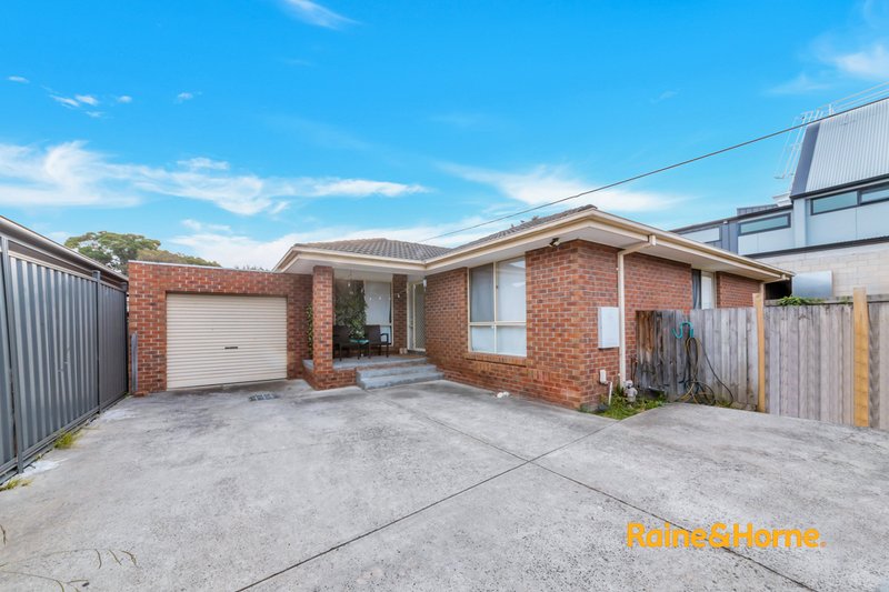 Photo - 1&2/25 Wilma Avenue, Dandenong VIC 3175 - Image 2