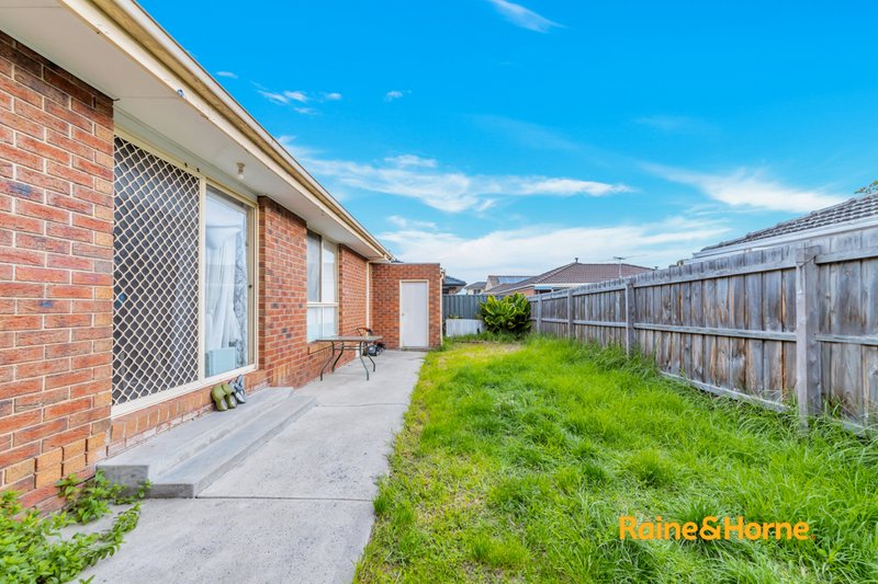 Photo - 1&2/25 Wilma Avenue, Dandenong VIC 3175 - Image 5