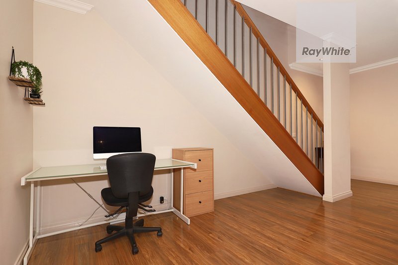 Photo - 12/26 Hillcrest Drive, Westmeadows VIC 3049 - Image 9