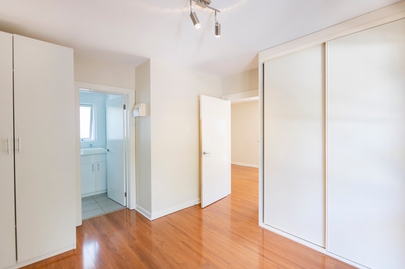 Photo - 12/27 The Grove, Coburg VIC 3058 - Image 3