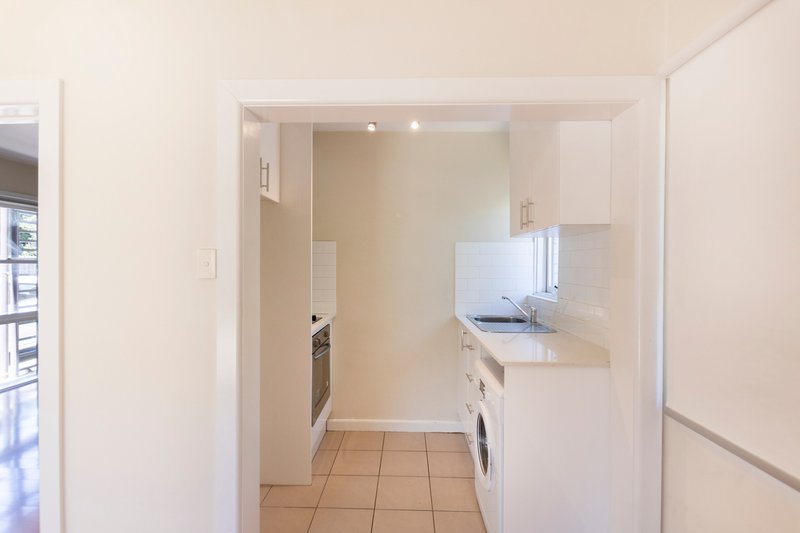 Photo - 12/27 The Grove, Coburg VIC 3058 - Image 6
