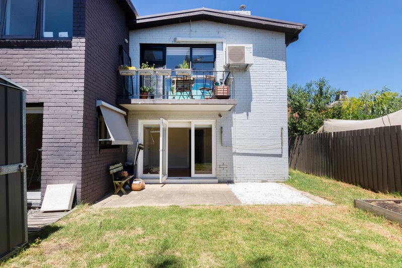 Photo - 12/27 The Grove, Coburg VIC 3058 - Image 9