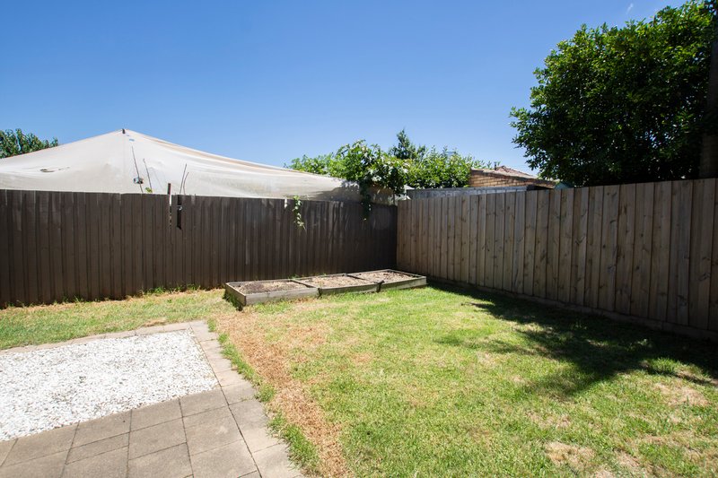 Photo - 12/27 The Grove, Coburg VIC 3058 - Image 11