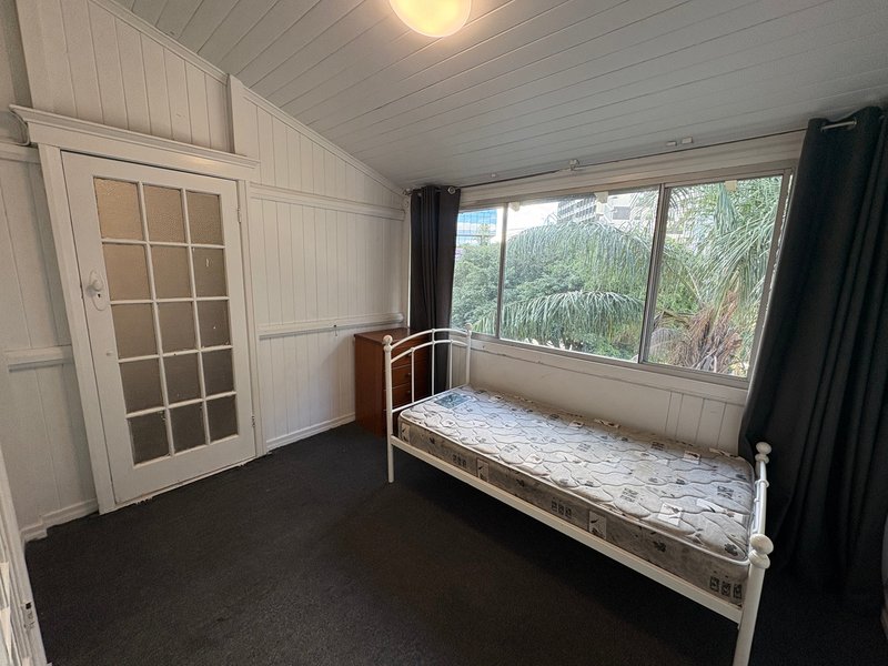 Photo - 1/227 Vulture Street, South Brisbane QLD 4101 - Image 8