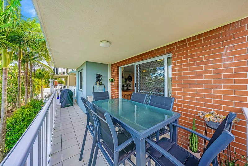 Photo - 12/27 Walton Street, Southport QLD 4215 - Image 12