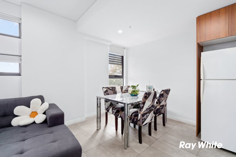 Photo - 12/28-32 Peter Street, Blacktown NSW 2148 - Image 5