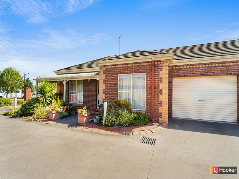 Photo - 1/229 Mckillop Street, East Geelong VIC 3219 - Image 2