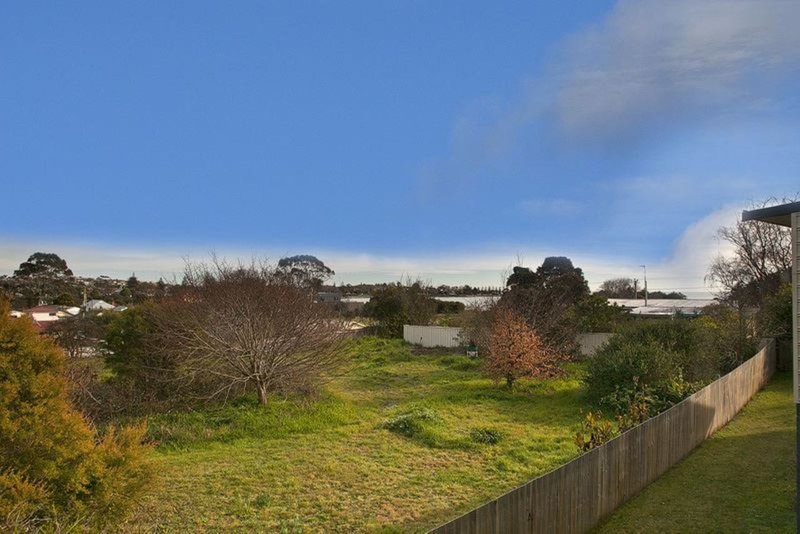 Photo - 1,2,3 & 4/14 Brooke Street, East Devonport TAS 7310 - Image 11