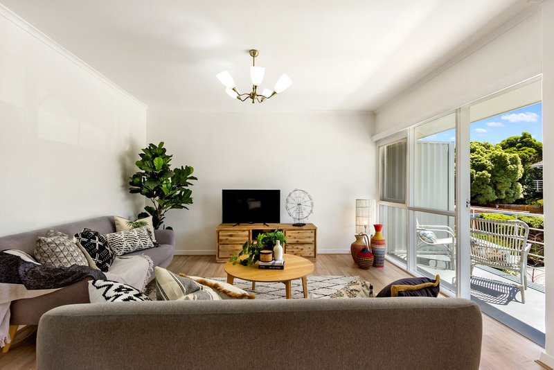 Photo - 12/3-5 Kireep Road, Balwyn VIC 3103 - Image 6