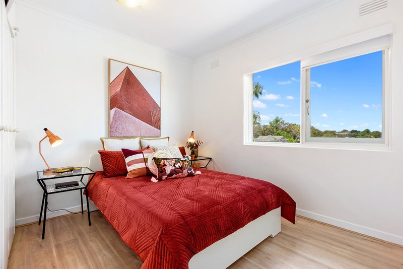 Photo - 12/3-5 Kireep Road, Balwyn VIC 3103 - Image 7